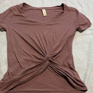 Twist Front V-Neck Top in Mauve